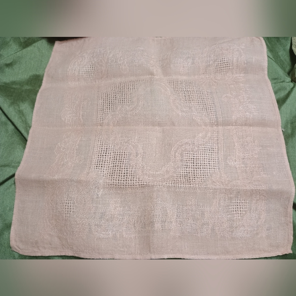 Set of 4 Peach Linen Textured Cloth Napkins 15 X 15 Inches - Picture 7 of 9